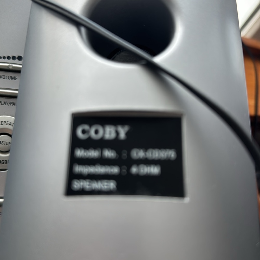 Coby CX-CD375 Micro cd system with am/fm tuner circa 2004 - Picture 6 of 9